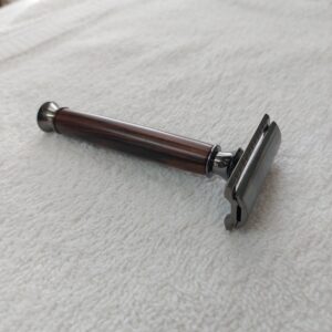 Safety Razor Handle - Handmade Wood